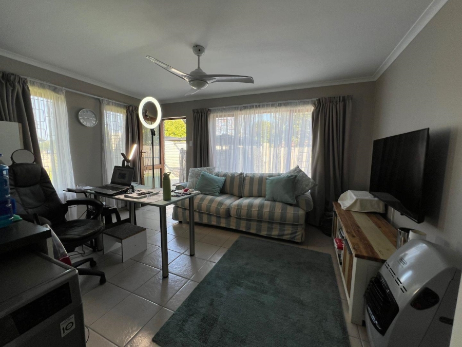 3 Bedroom Property for Sale in Greenshields Park Eastern Cape